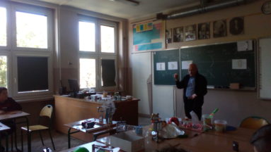 W trakcie zajęć z optyki